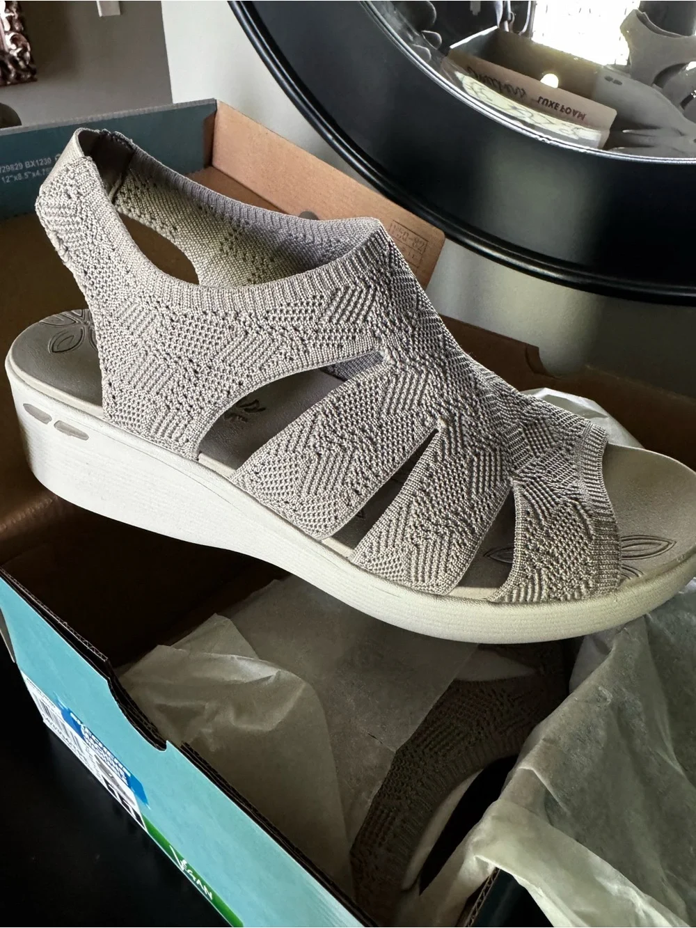 Skechers Pier Lite Memory Maker Knit Platform Wedge Sandal in Taupe NWT